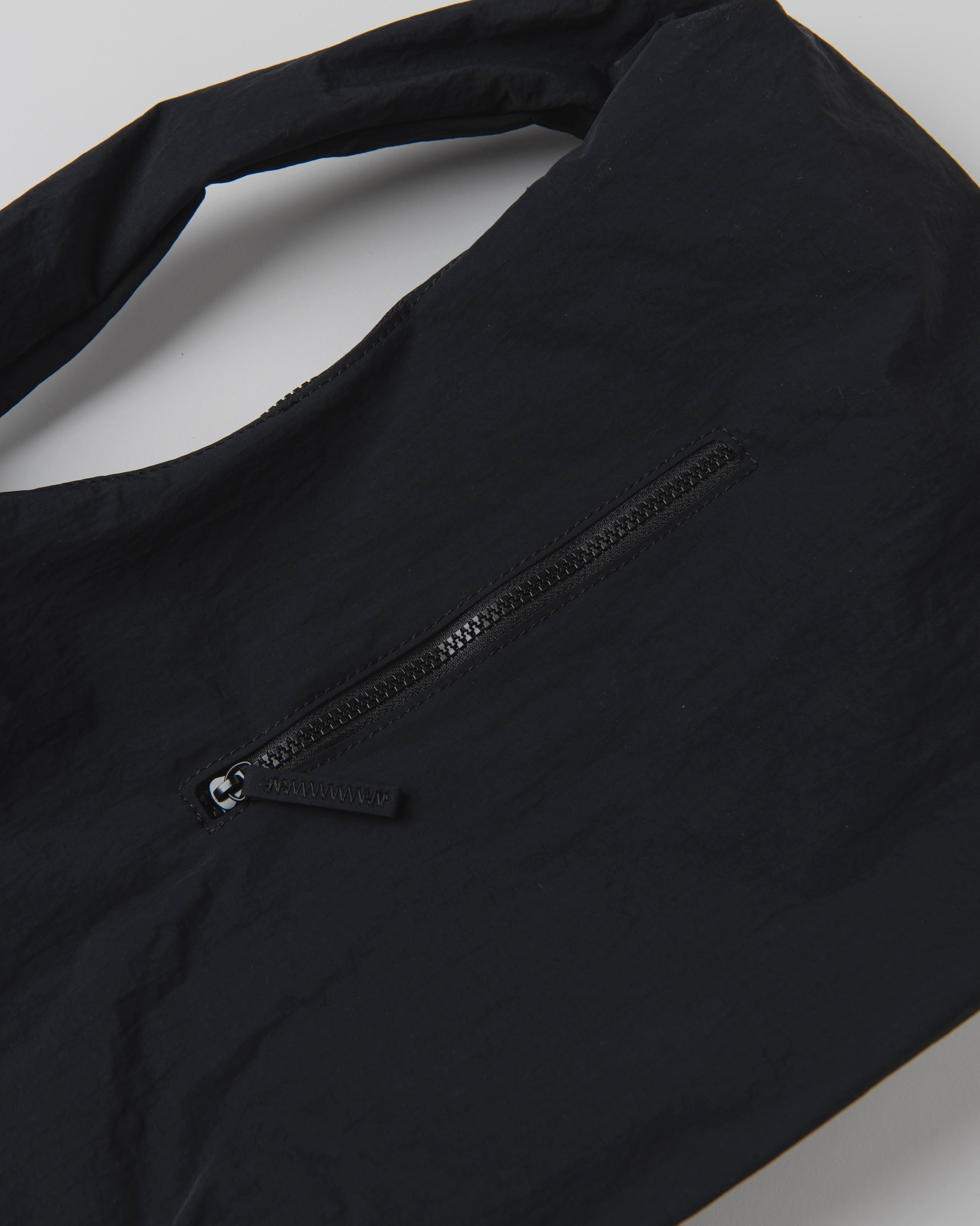 SOUP CLOUD SHOULDER BAG - BLACK