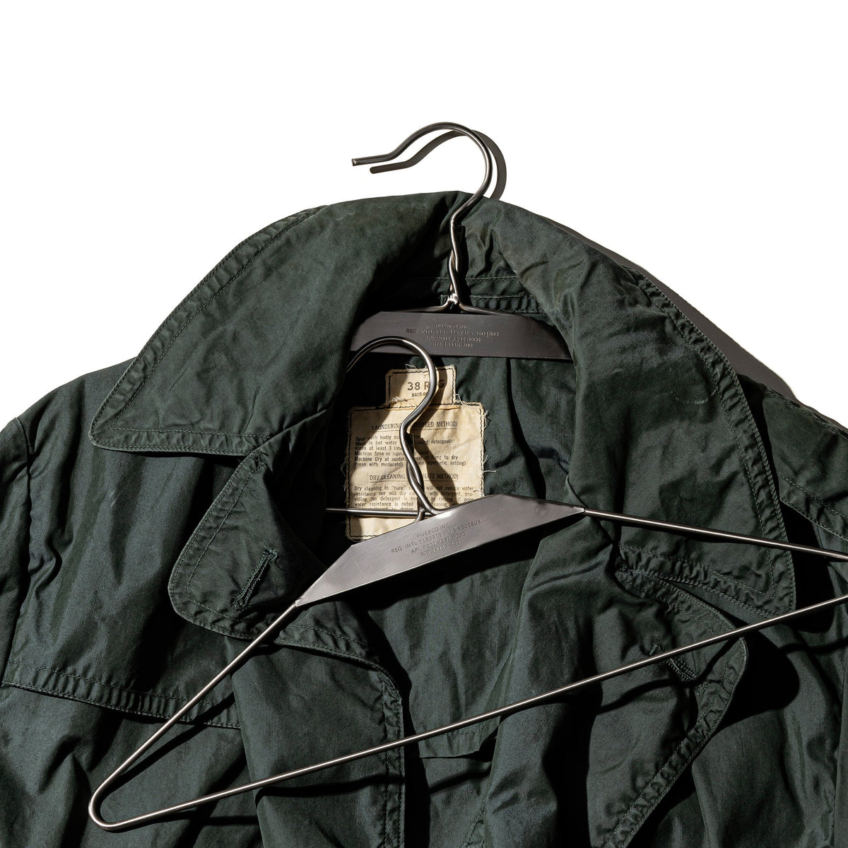 PUEBCO WIRE HANGER