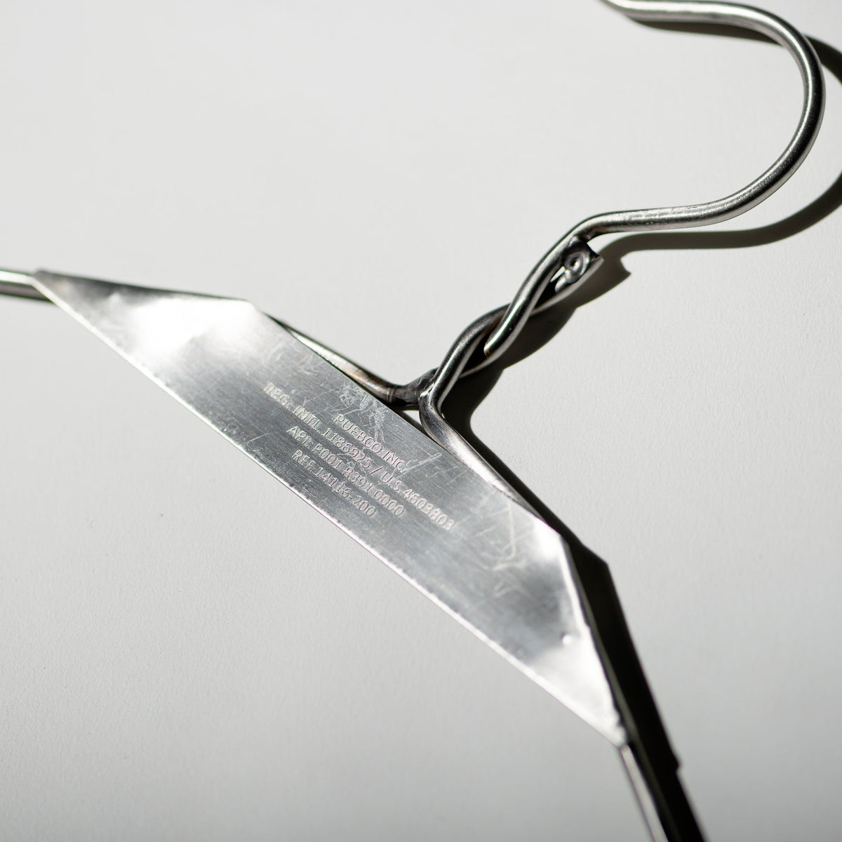 PUEBCO WIRE HANGER