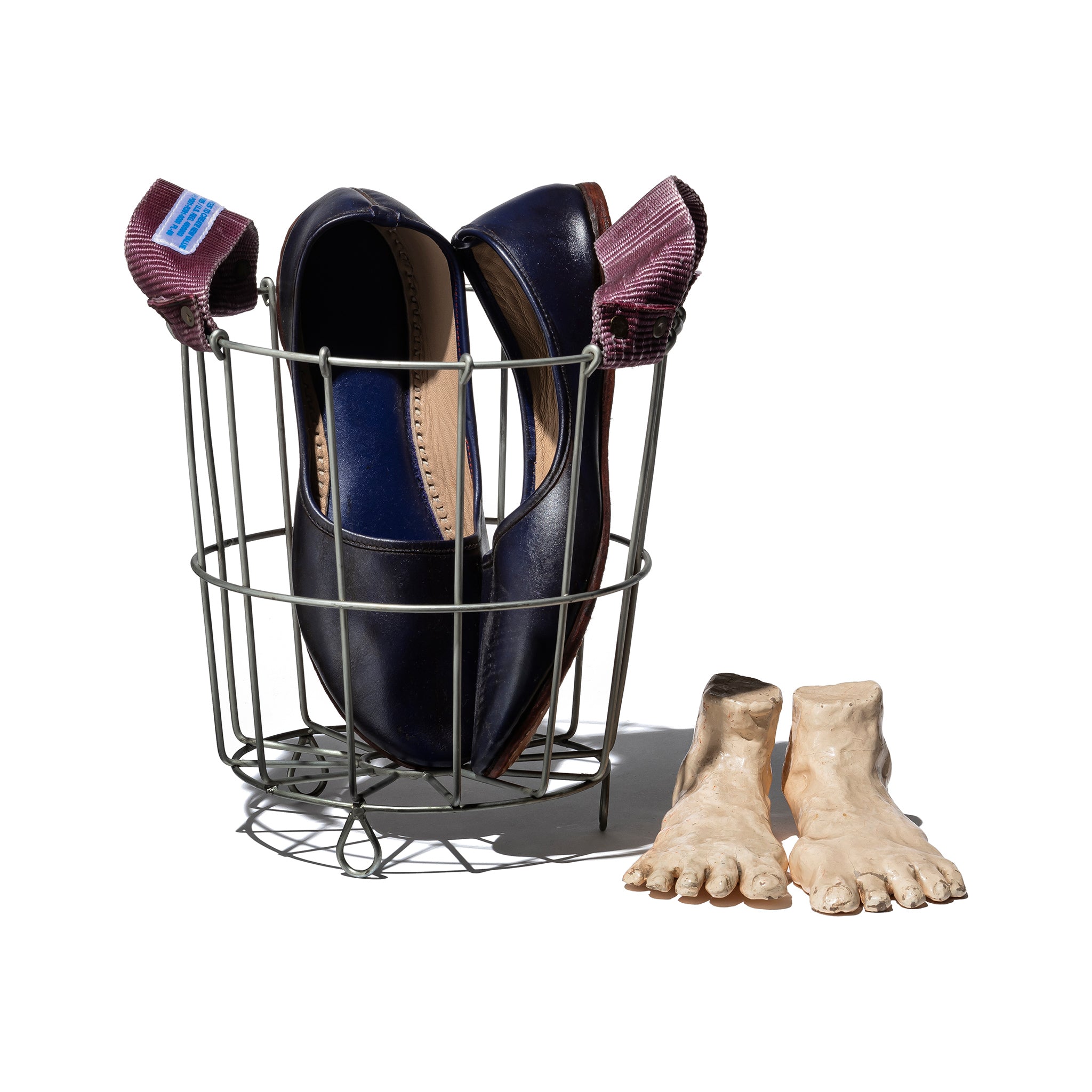 PUEBCO BELT HANDLE ROUND BASKET