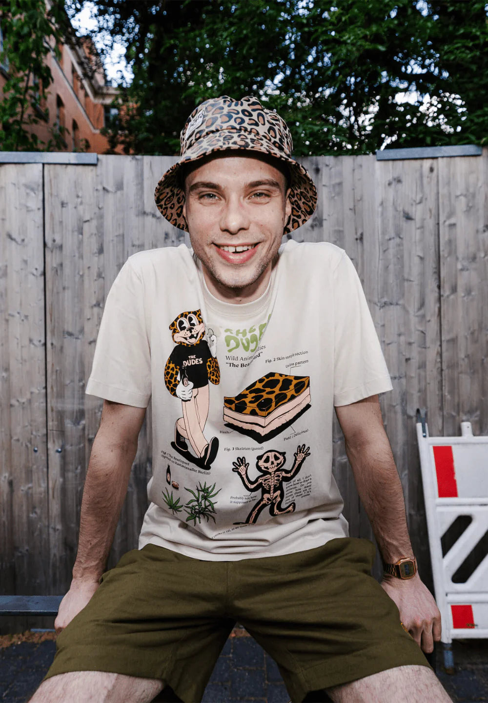 THE DUDES BEARLOPARD T-SHIRT - DESERT DUST