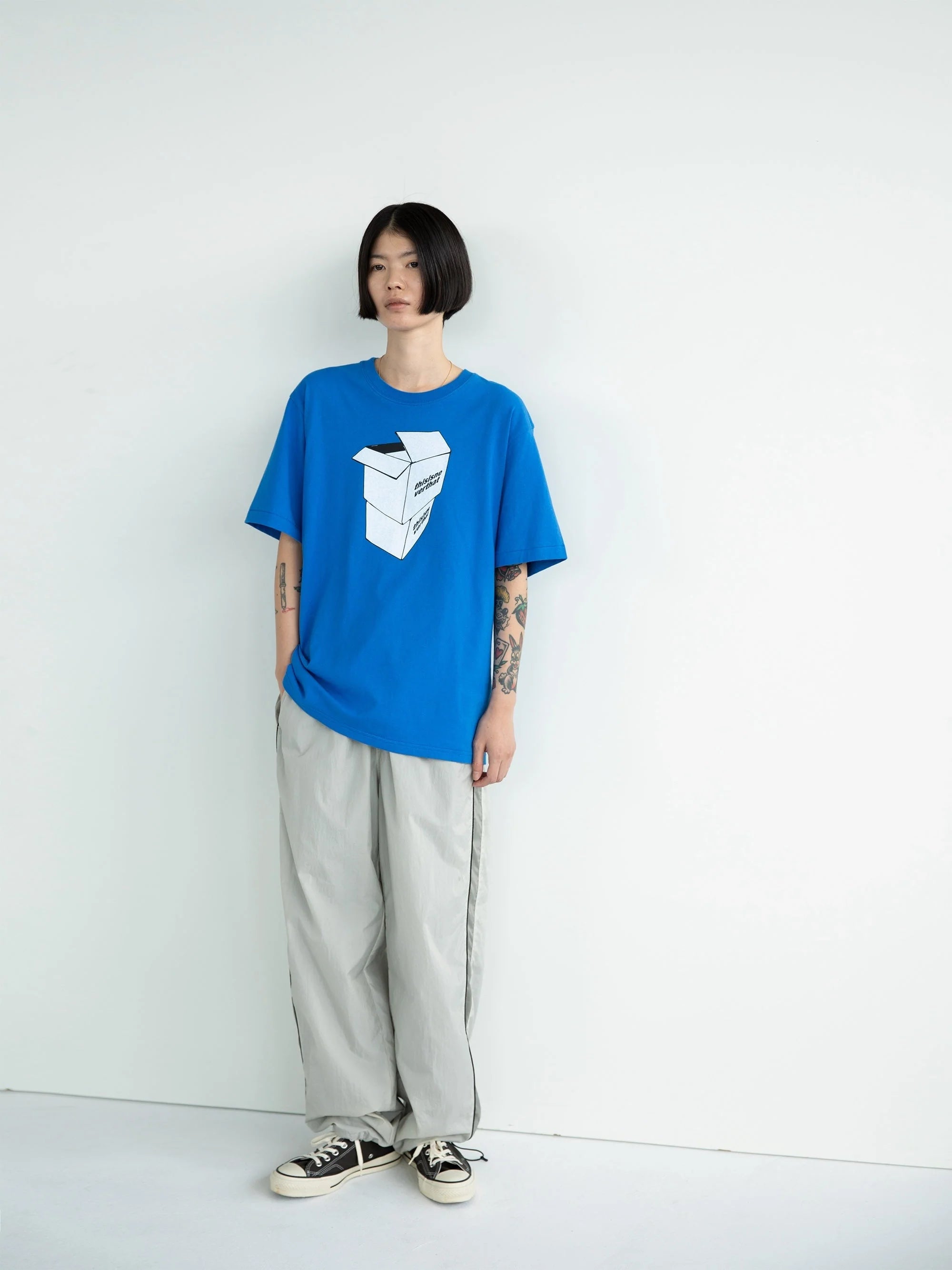 THISISNEVERTHAT 2 PARCELS TEE - BLUE