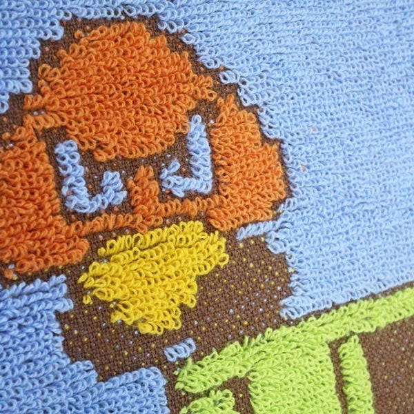 MARUSHIN SUN HEART SUPER MARIO LONG FACE TOWEL - MULTICOLOR