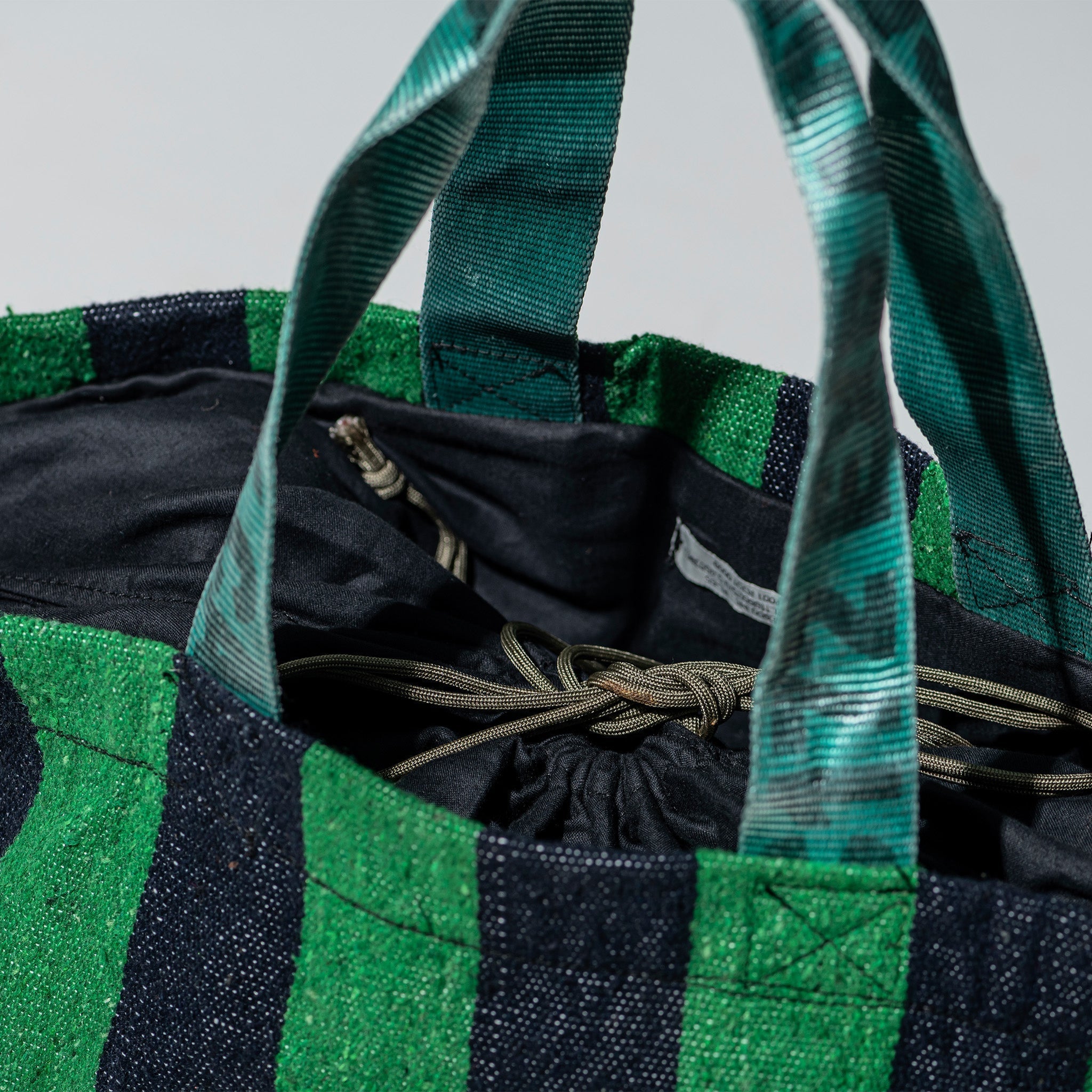 PUEBCO RUG BAG / Turquoise x Navy Blue