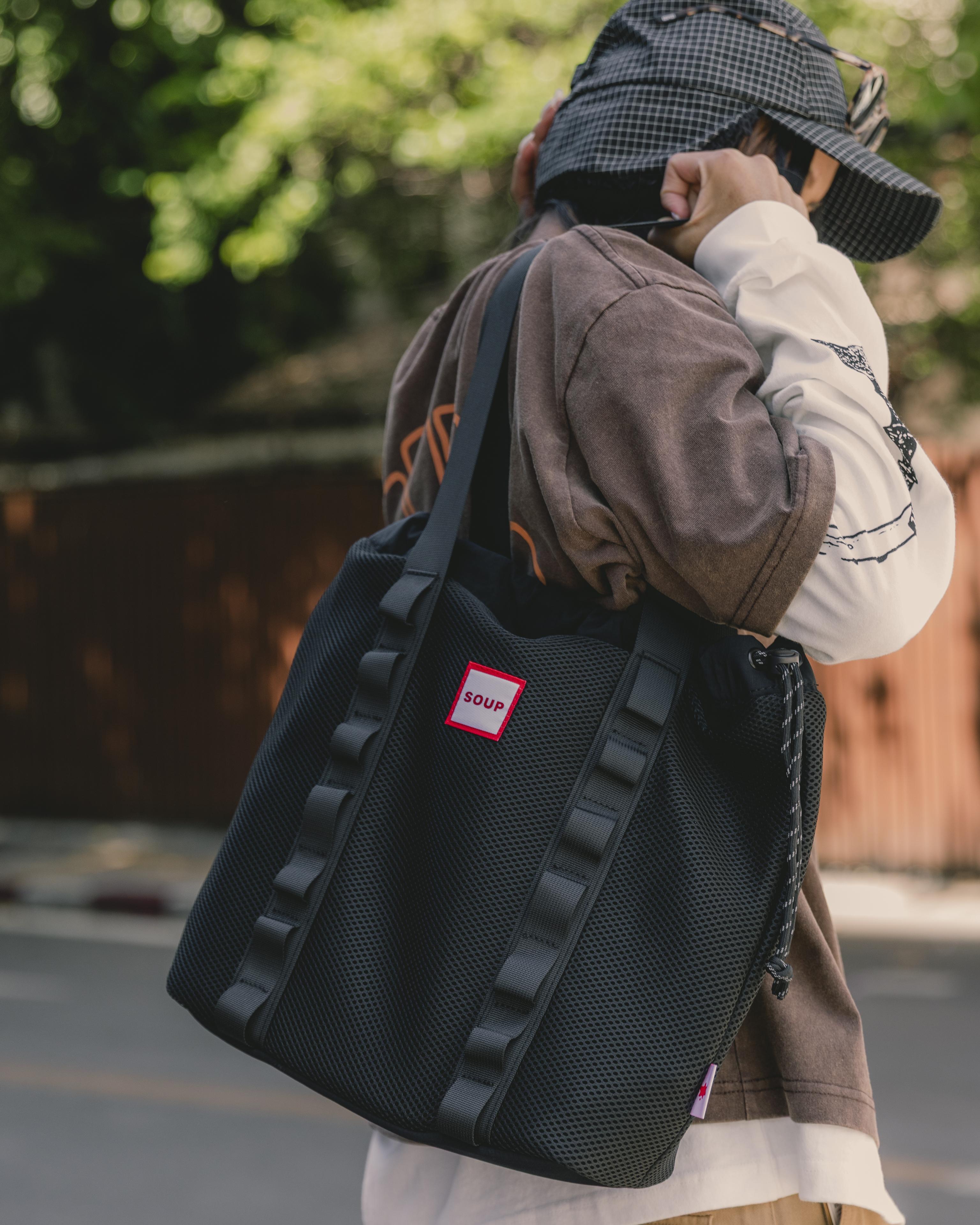 SOUP DAILY SHOPPER TOTE - BLACK