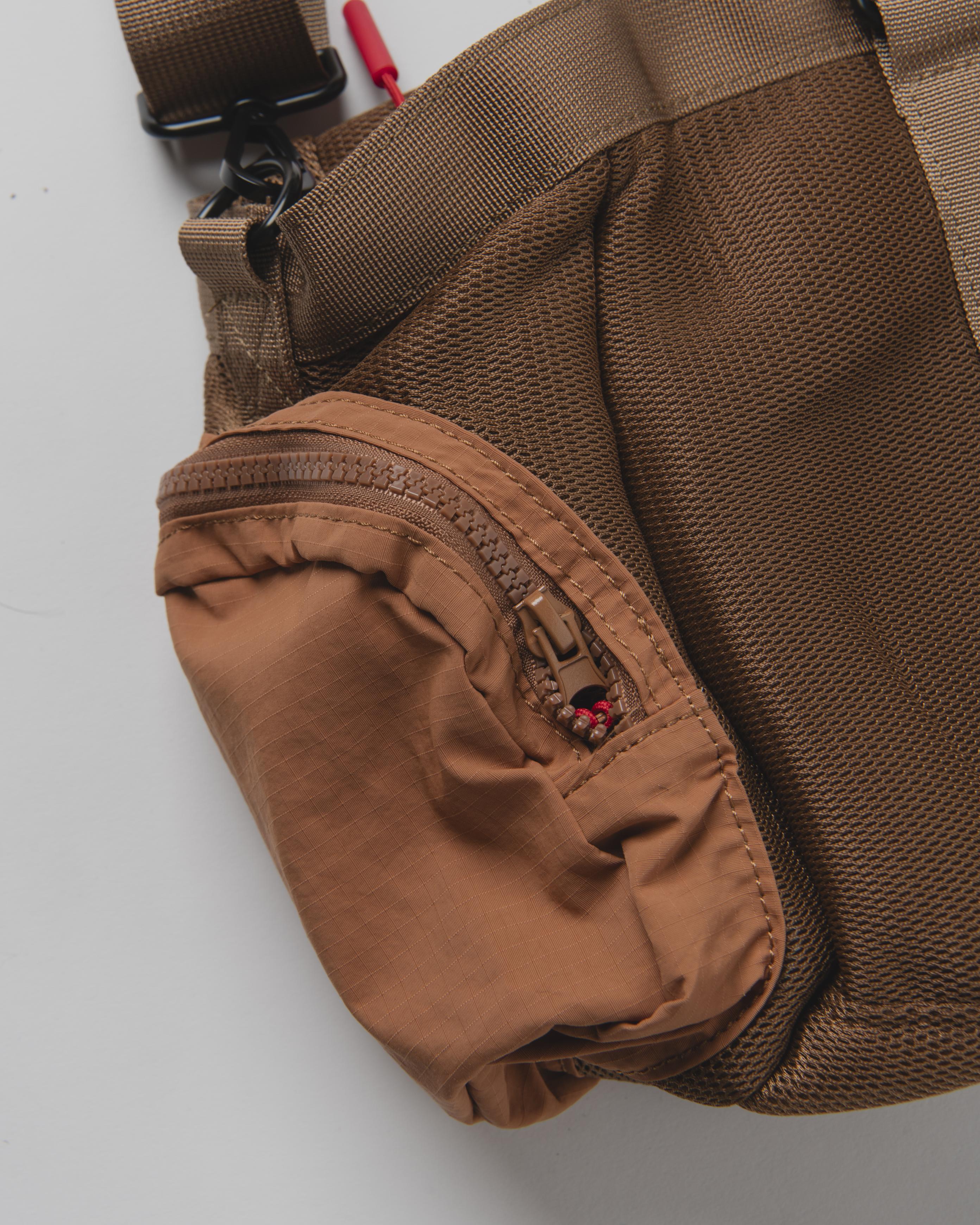 SOUP BARREL CROSSBODY - BROWN