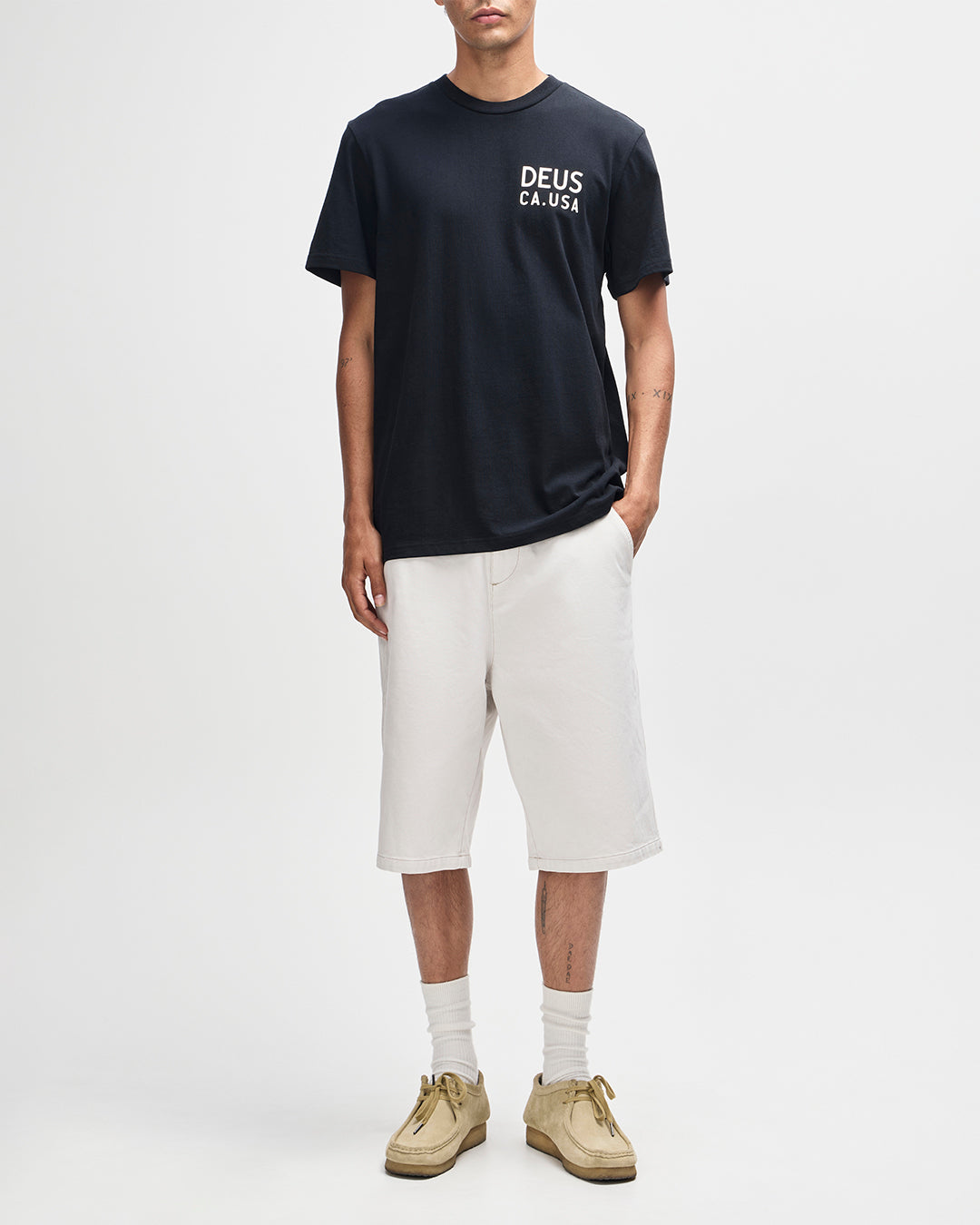 DEUS EX MACHINA Camber Tee - Black