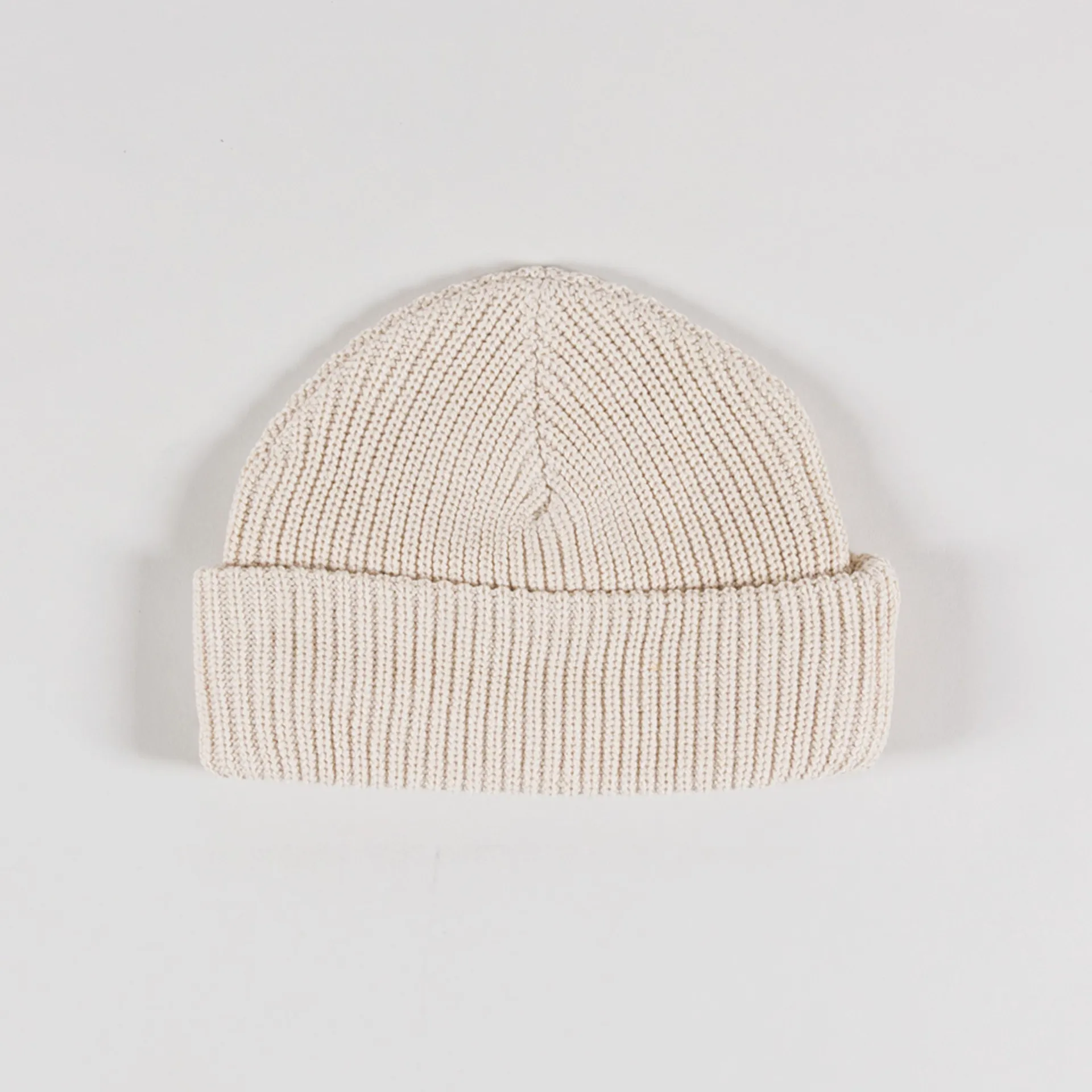 MUSEUM OF PEACE & QUIET SIGNATURE RIB KNIT BEANIE - BONE