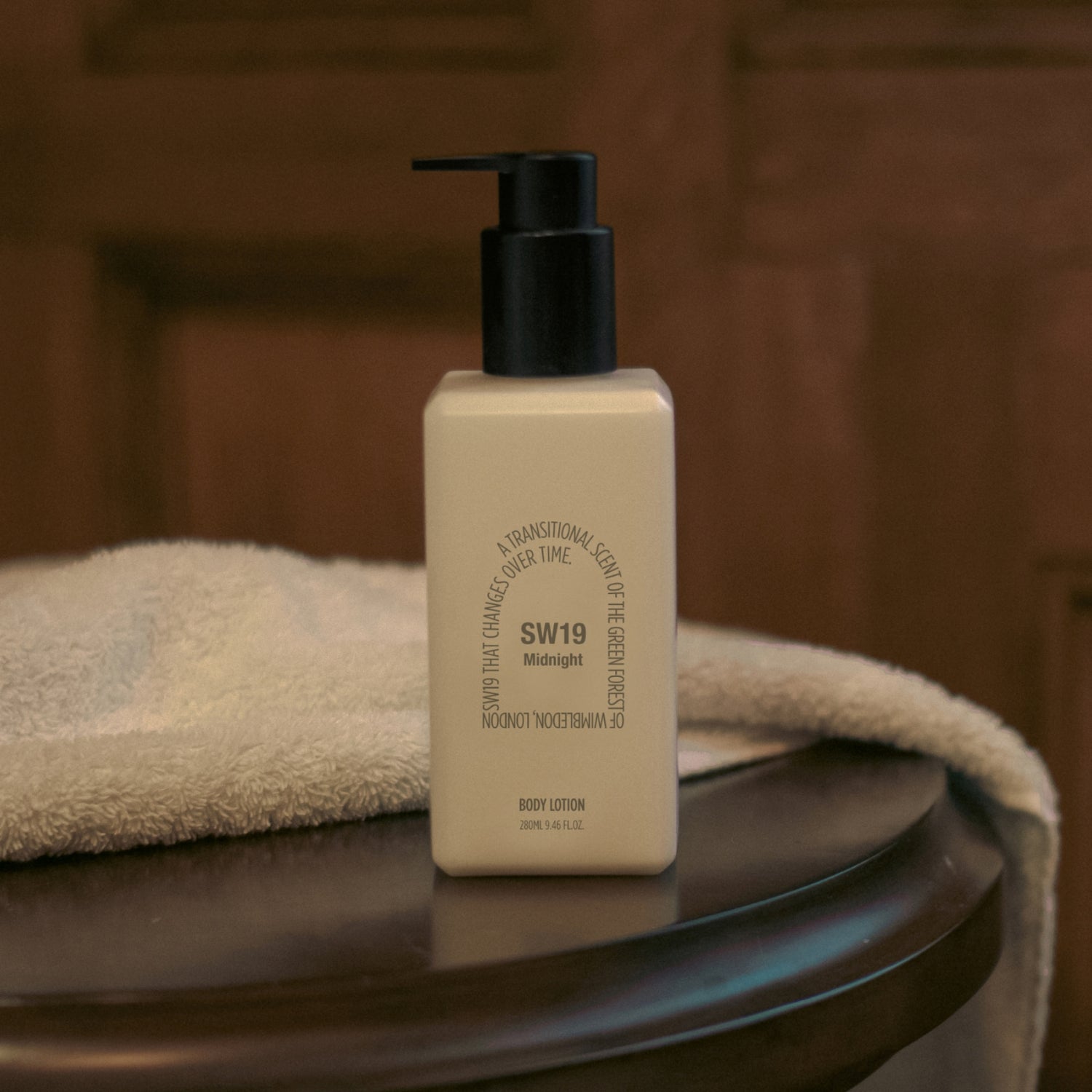 SW19 MIDNIGHT BODY LOTION