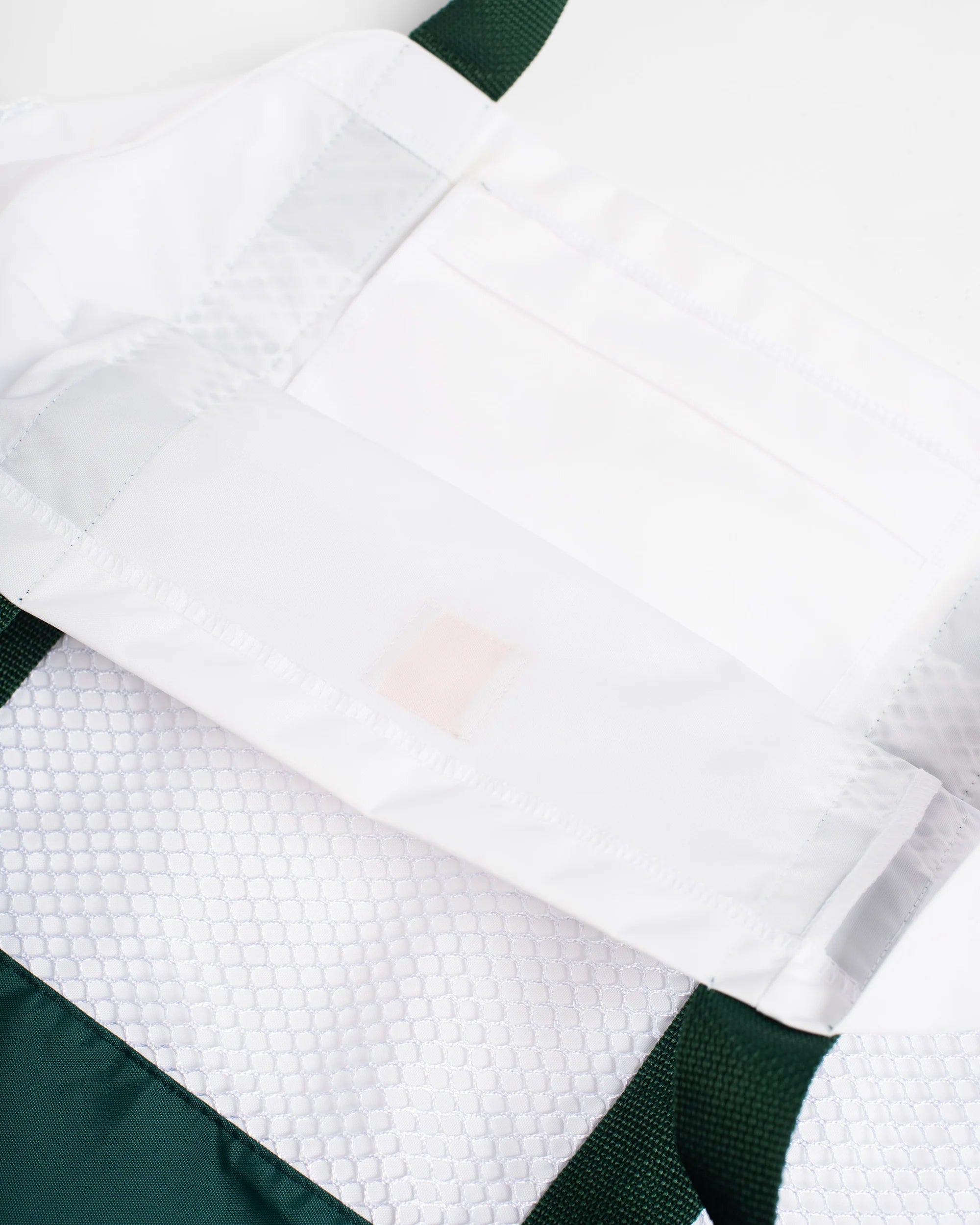 BATHER PINE BEACH TOTE - WHITE