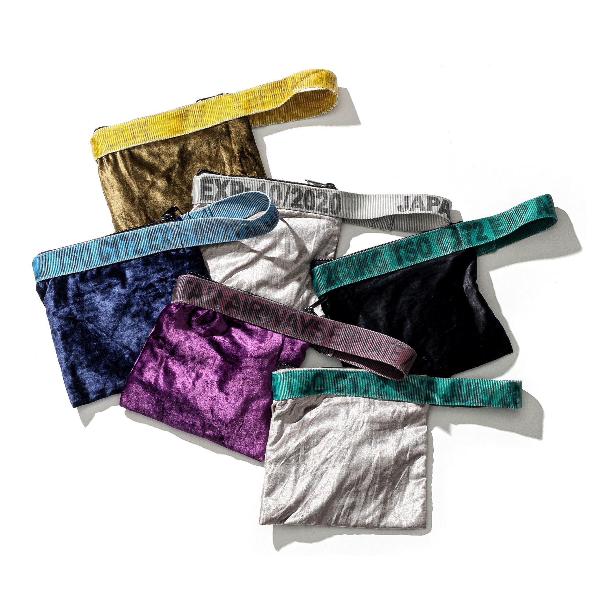 PUEBCO VINTAGE SLING BELT POUCH / Silver x Green