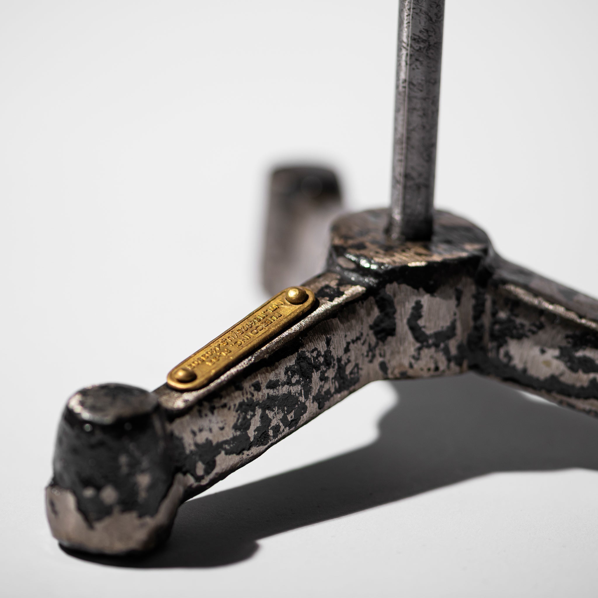 PUEBCO TOILET PAPER HOLDER: STRAIGHT