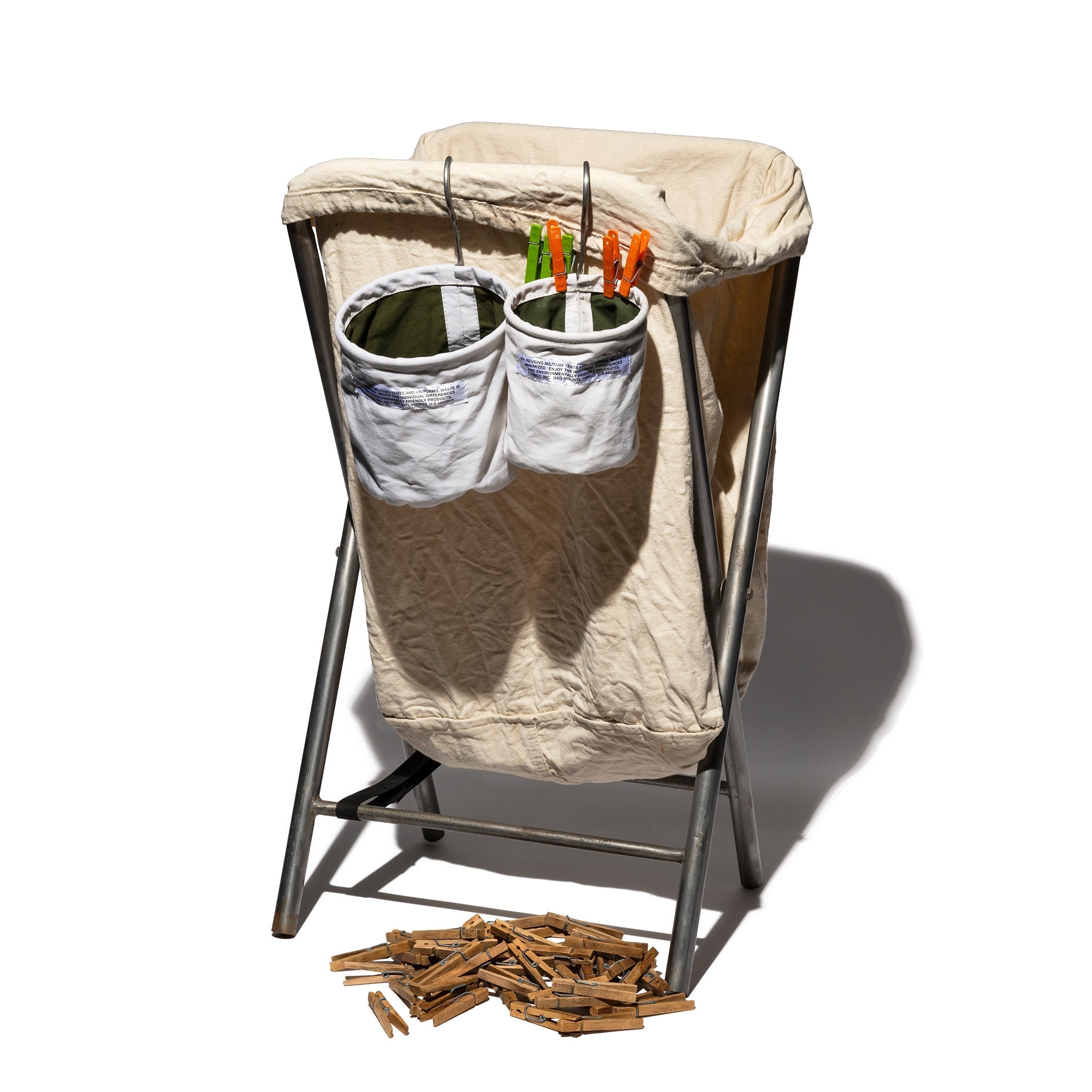 PUEBCO VINTAGE MATERIAL HOOK BASKET / Medium