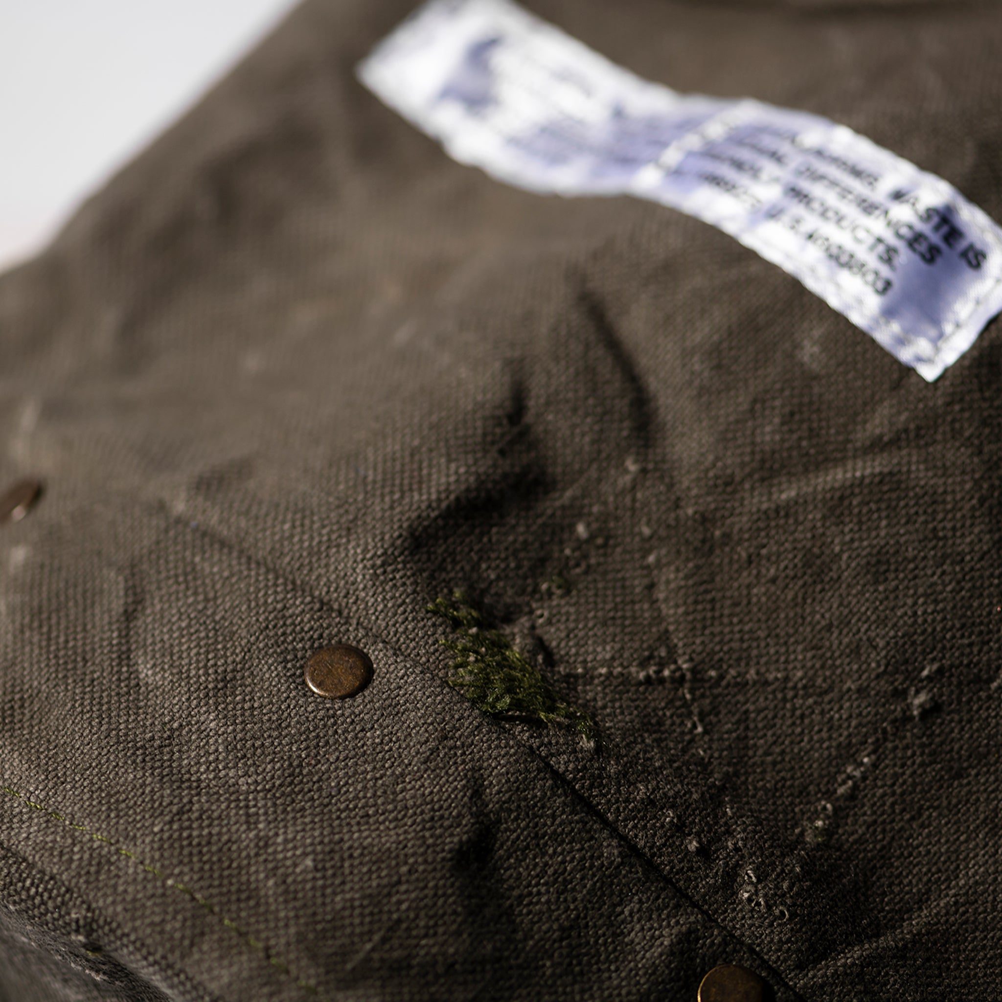 PUEBCO VINTAGE MATERIAL ORGANIZER WITH RIVET / Large