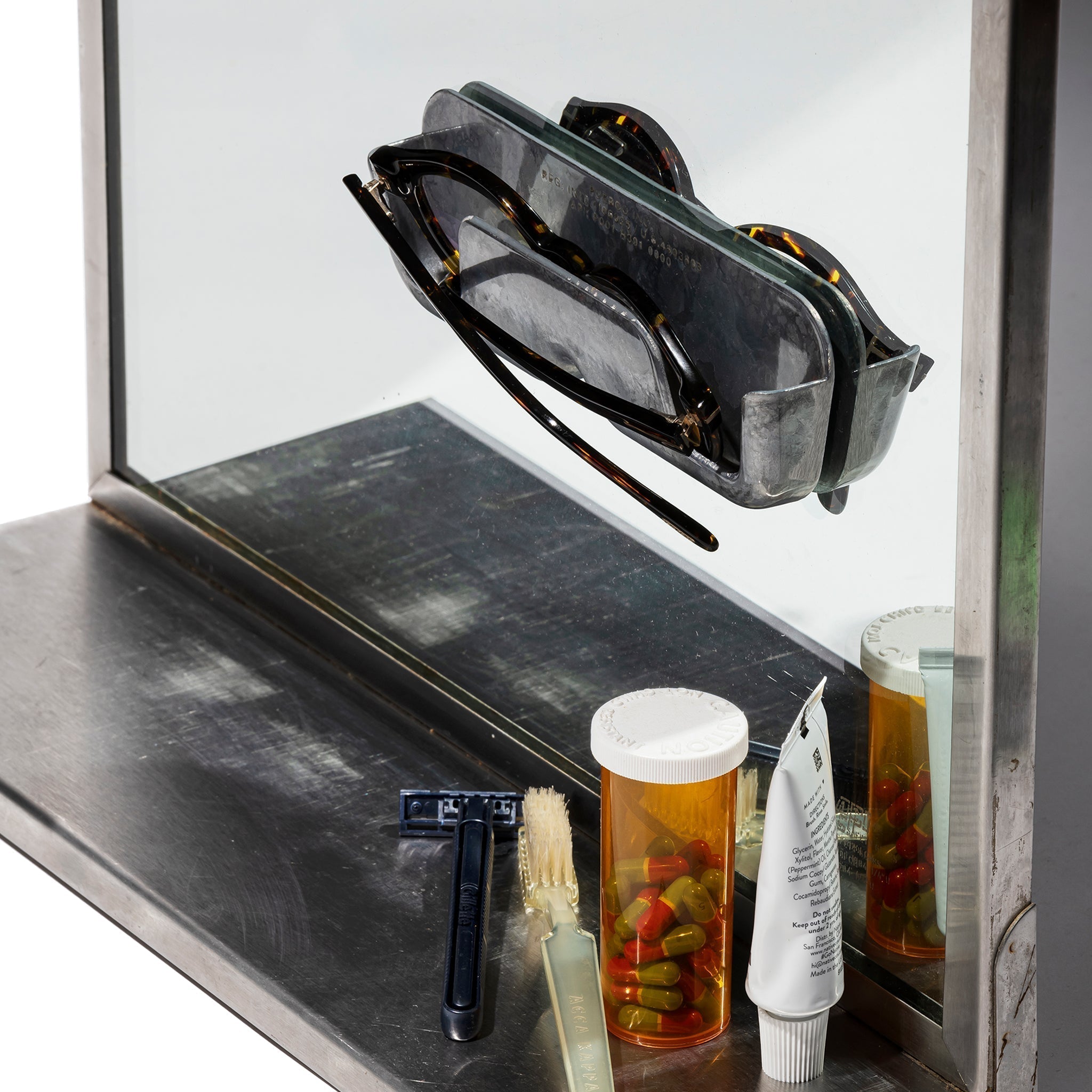 PUEBCO ALUMINIUM DIE CASTING GLASSES HOLDER