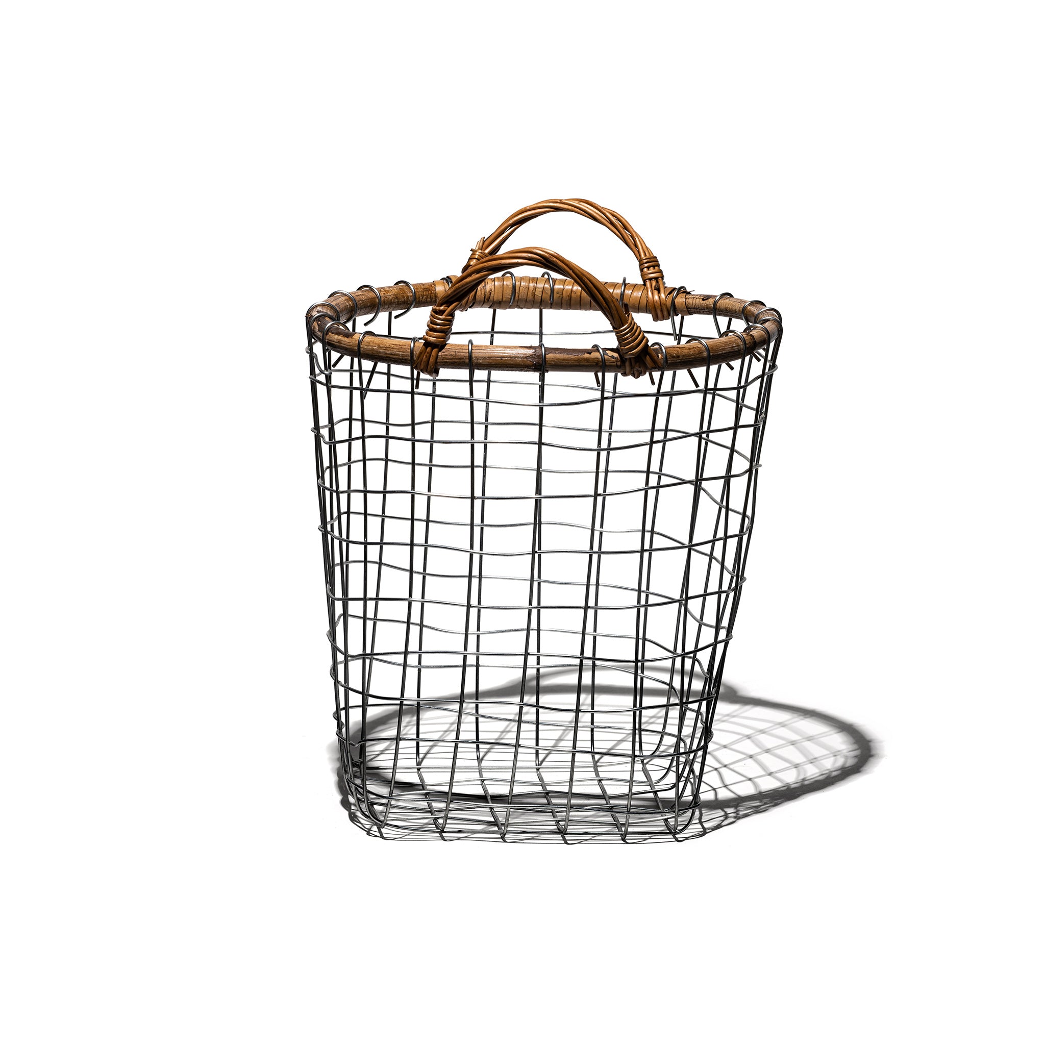 PUEBCO RATTAN TOP WIRE BASKET / Medium