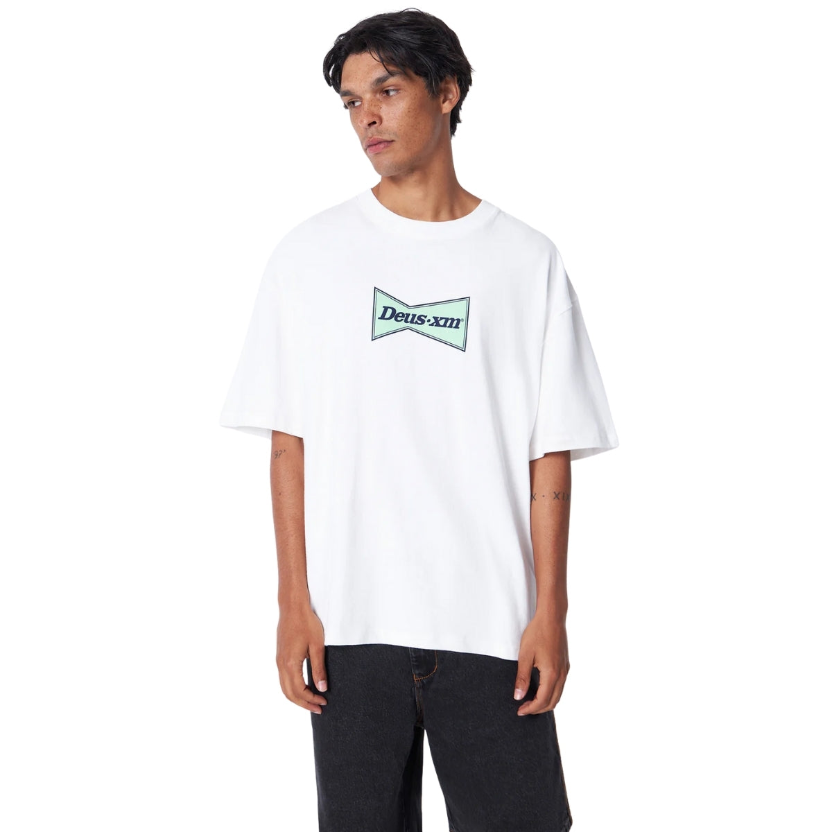 DEUS EX MACHINA TV PARTY TEE - VINTAGE WHITE