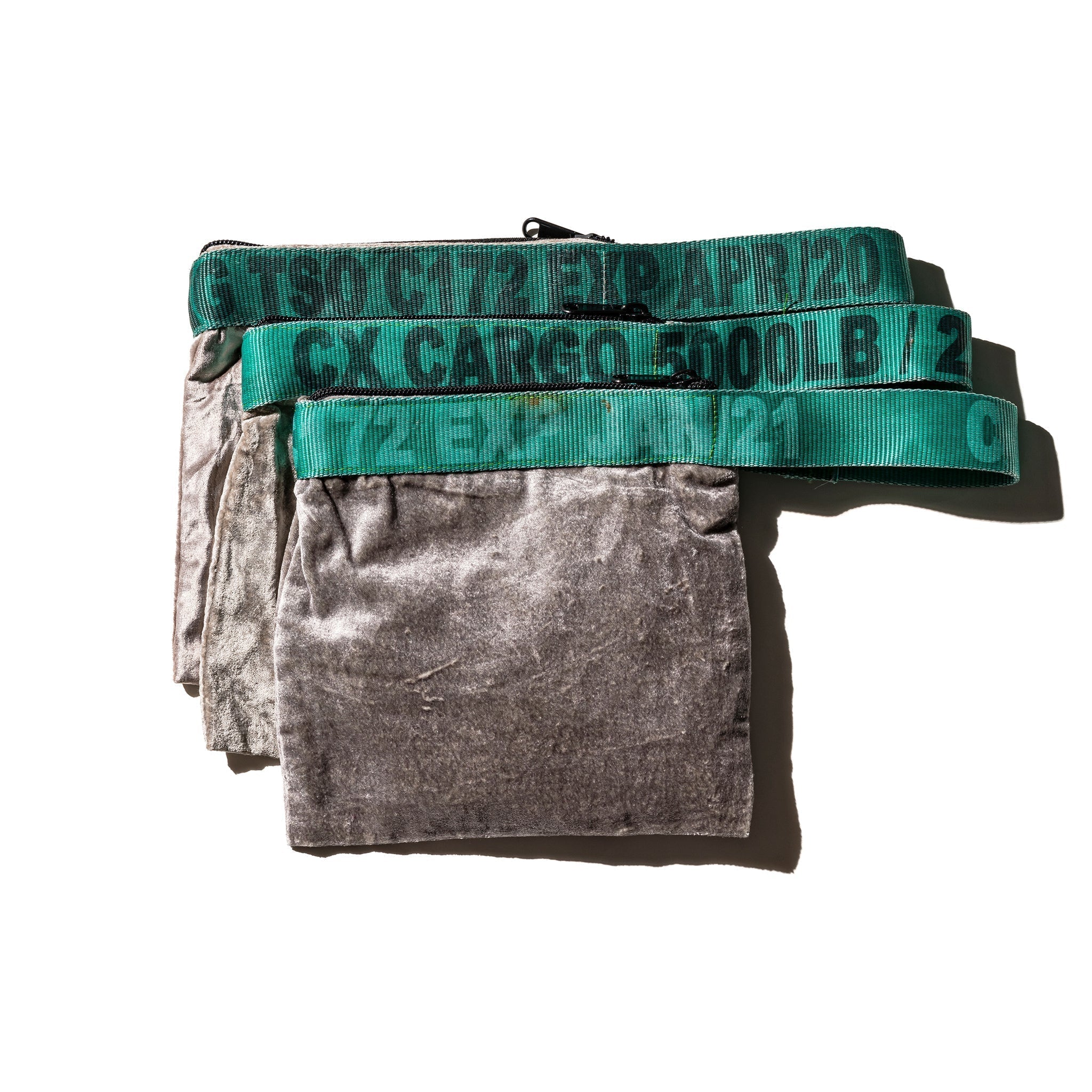 PUEBCO VINTAGE SLING BELT POUCH / Silver x Green