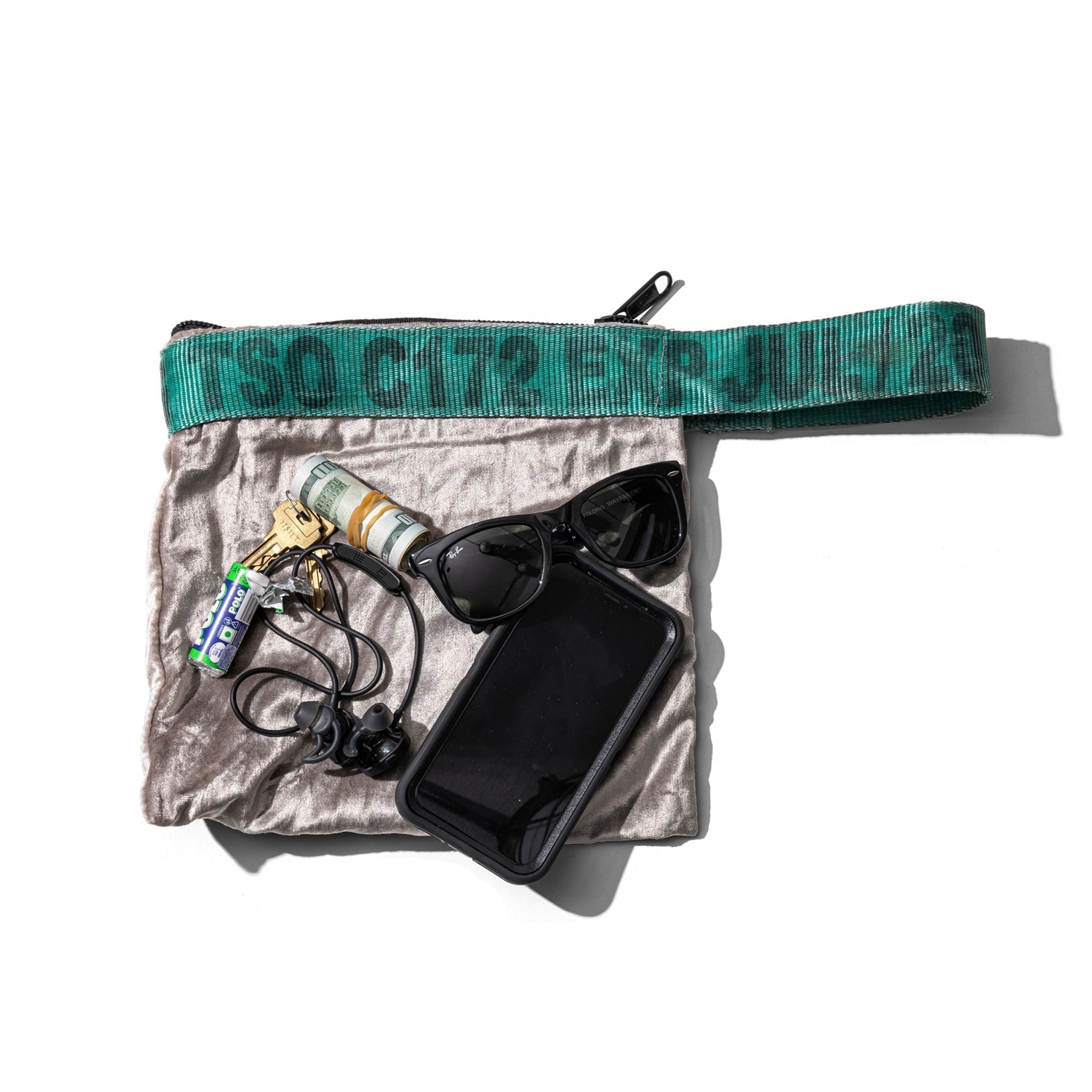 PUEBCO VINTAGE SLING BELT POUCH / Silver x Green