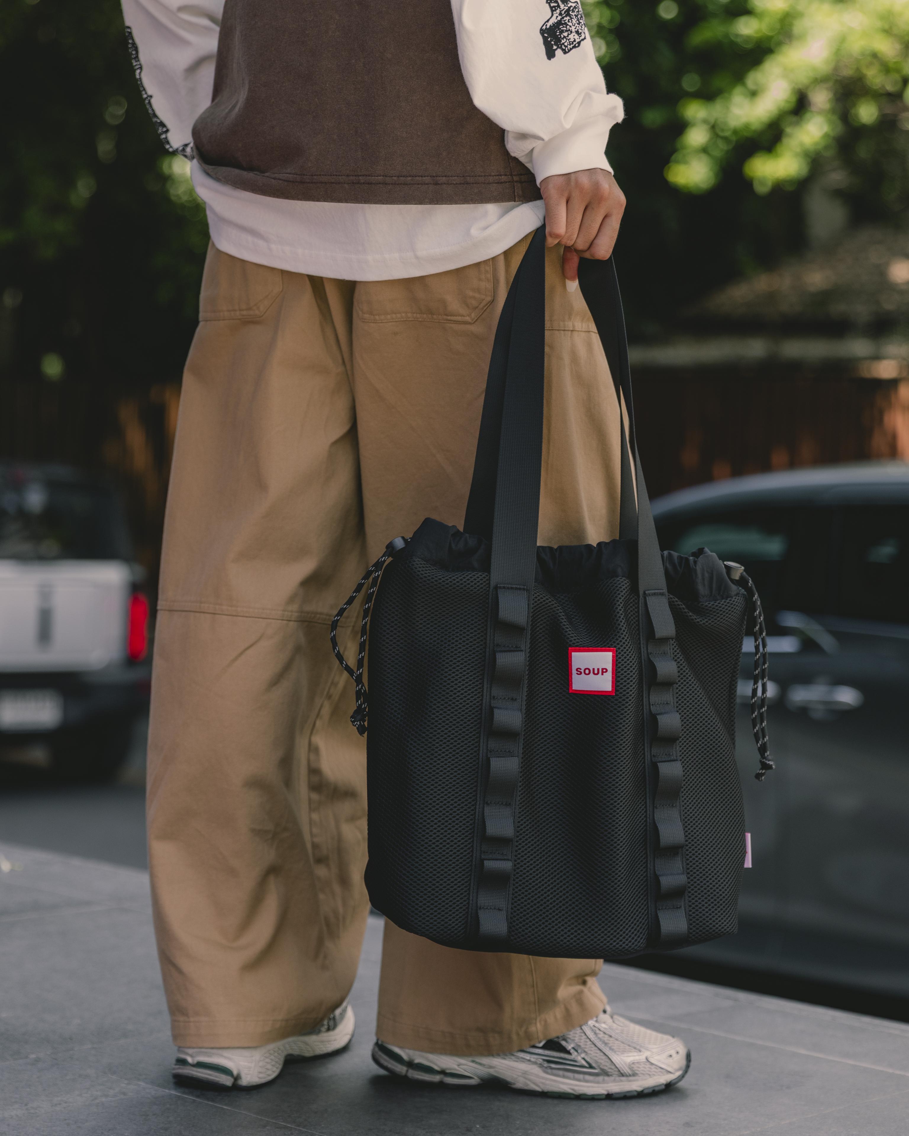 SOUP DAILY SHOPPER TOTE - BLACK