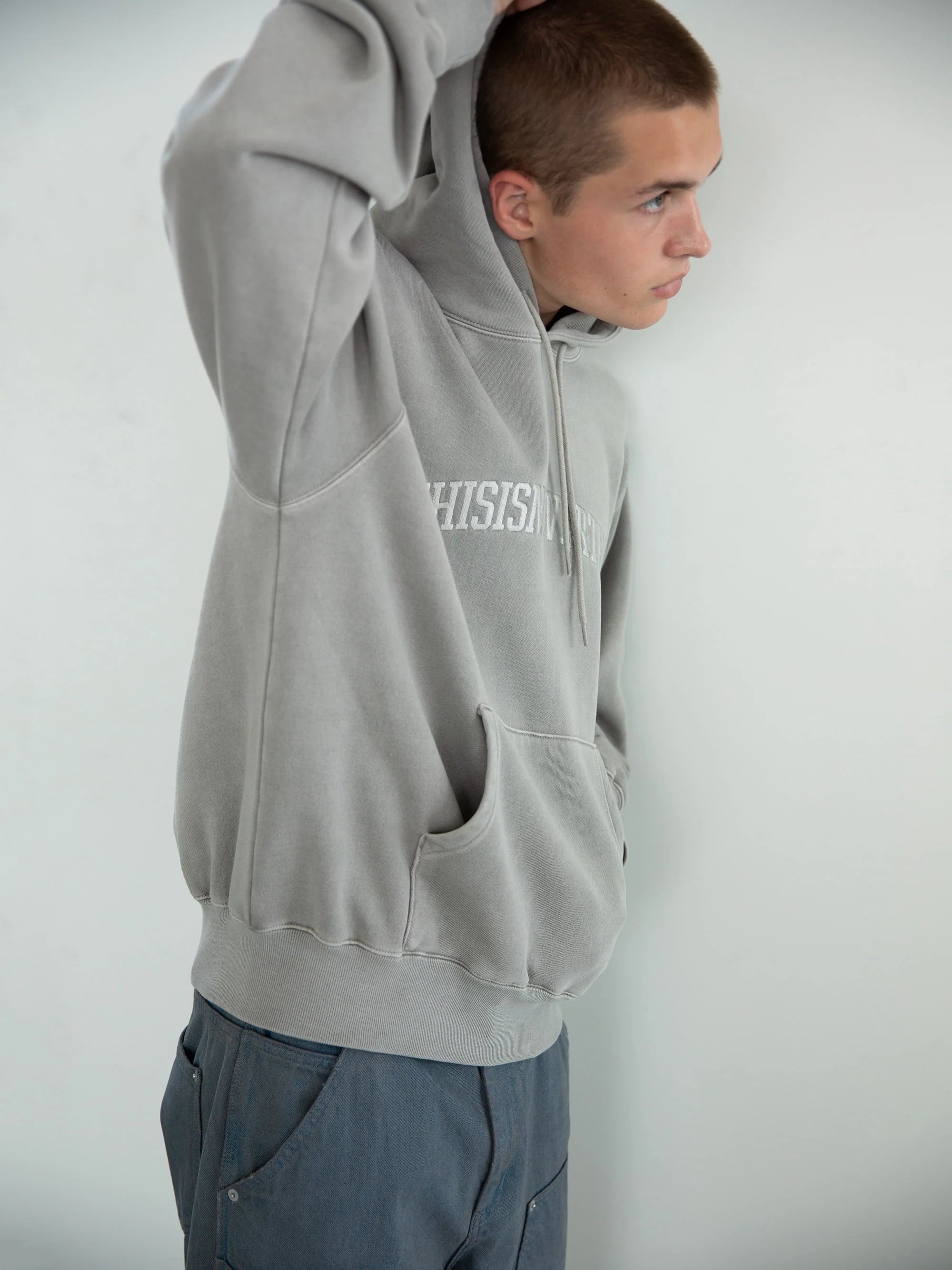 THISISNEVERTHAT - ARCH-LOGO HOODIE - STONE BEIGE