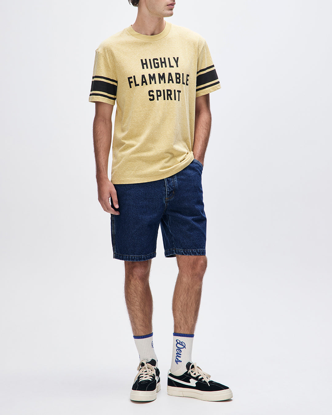 DEUS EX MACHINA FLAMMABLE TEE - MIMOSA GOLD