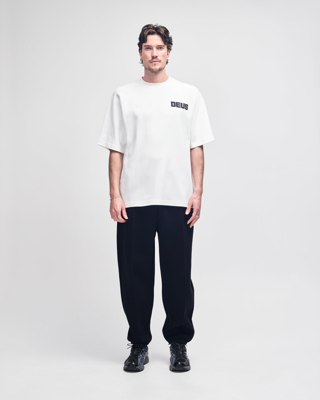 DEUS EX MACHINA NO. THIRTY SEVEN TEE - VINTAGE WHITE