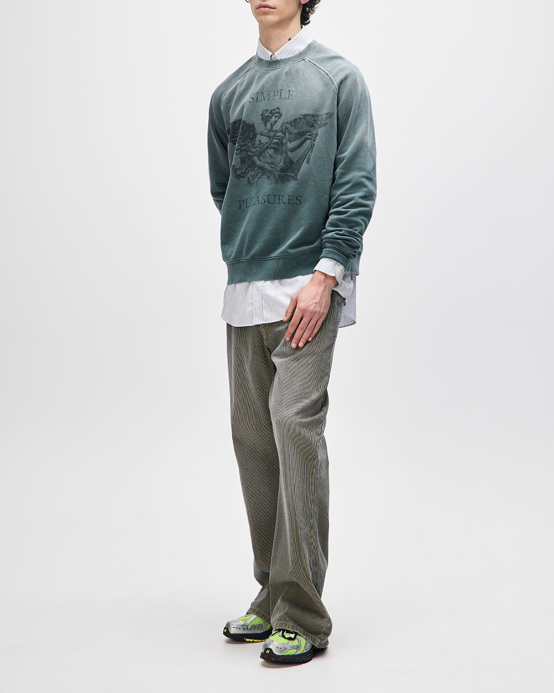 DEUS EX MACHINA BLACK AND BLUE CREW - DARK FOREST